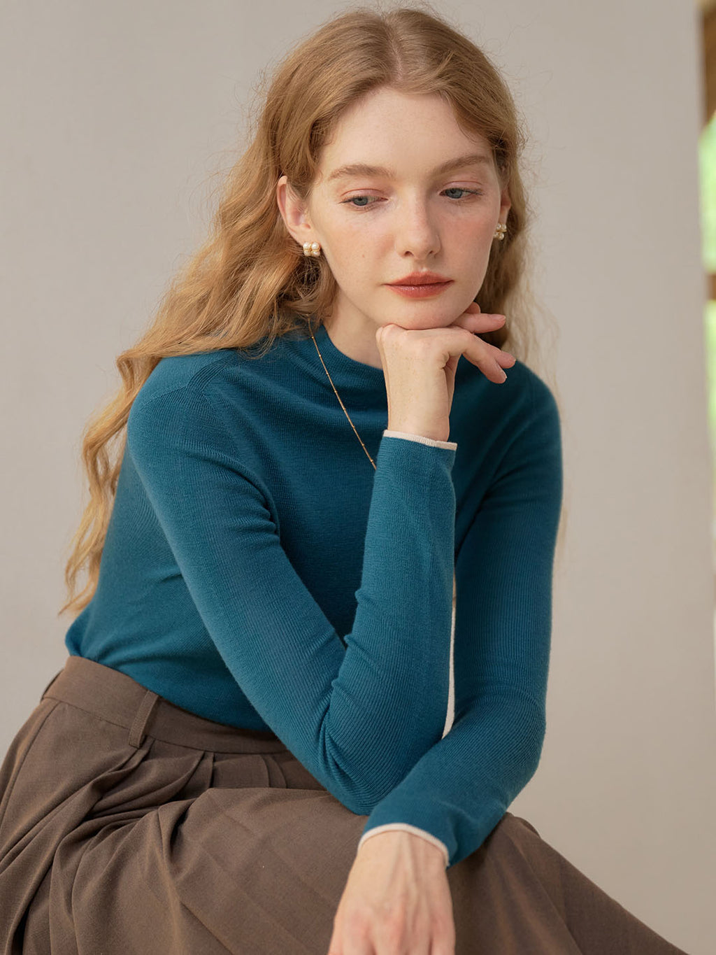 Miyuki｜スリムフィット ウール ハーフタートルネック セーター