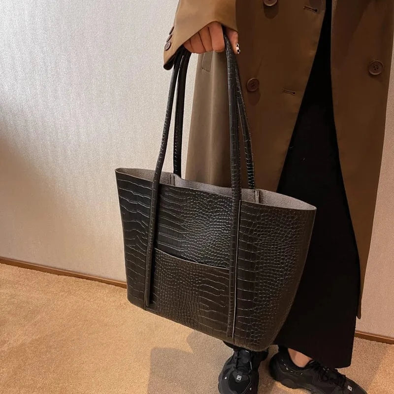 ベティナ - クロコダイルレザーショルダーバッグ